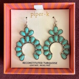 NWOT Piper K Reconstituted Turquoise Dangle Earrings